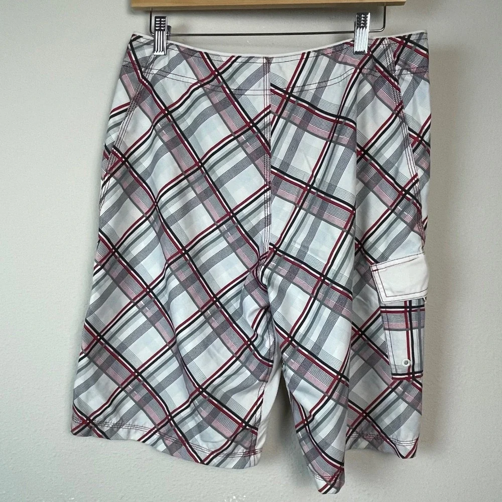 Hurley Mens Plaid Board Shorts White Red Black‎ Cargo Pocket MB04PN Size 34